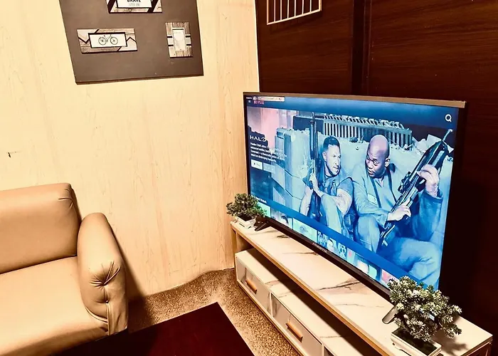 Air Residences Luxury With Balcony Netflix Wifi