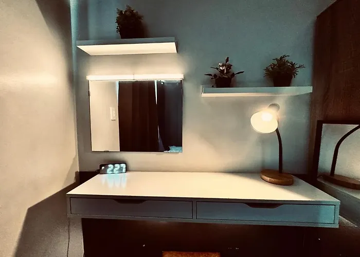 Air Residences Luxury With Balcony Netflix Wifi Apartment *